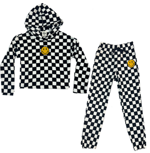 Amara Checkered Plush Set